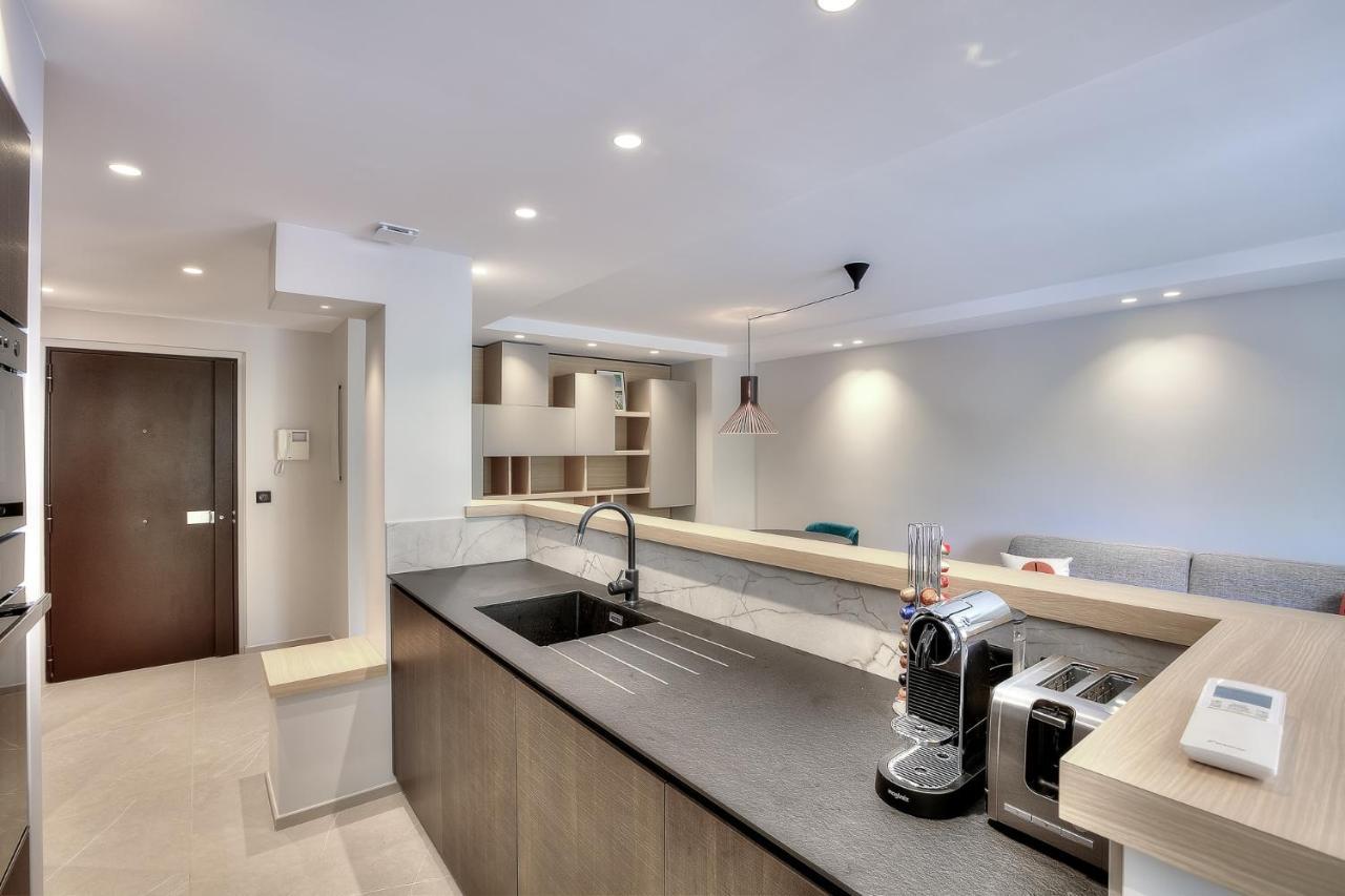 Luxury Flat With Balcony - City Center Канни Екстер'єр фото